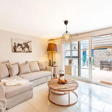 Zeevent Holiday home *